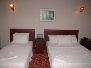 Gold Hotel