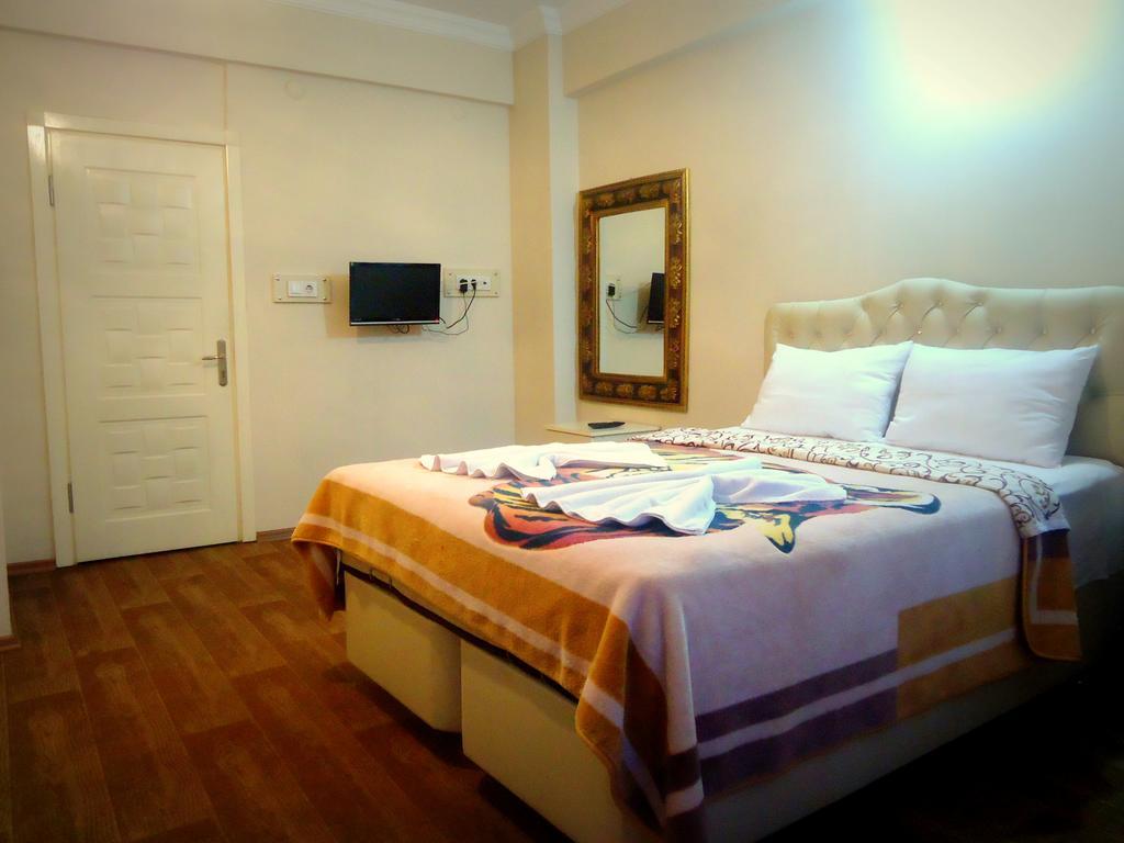 Sur 1 Hotel 2*