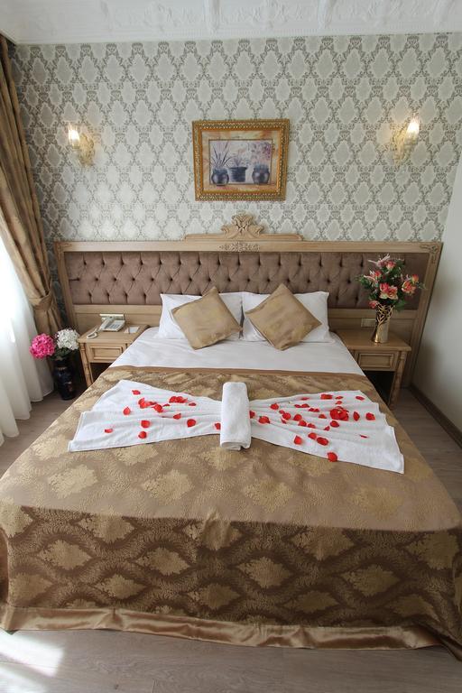 Apple Tree Hotel 3*