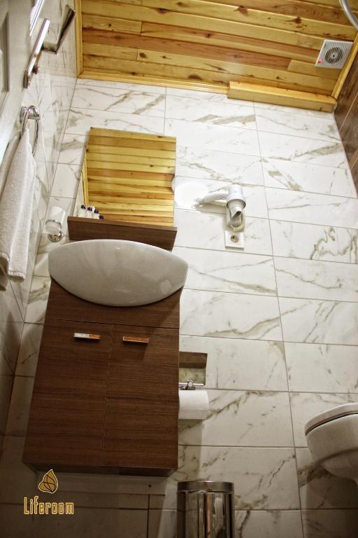 Otel Life 3*
