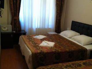 Galley Port Hotel