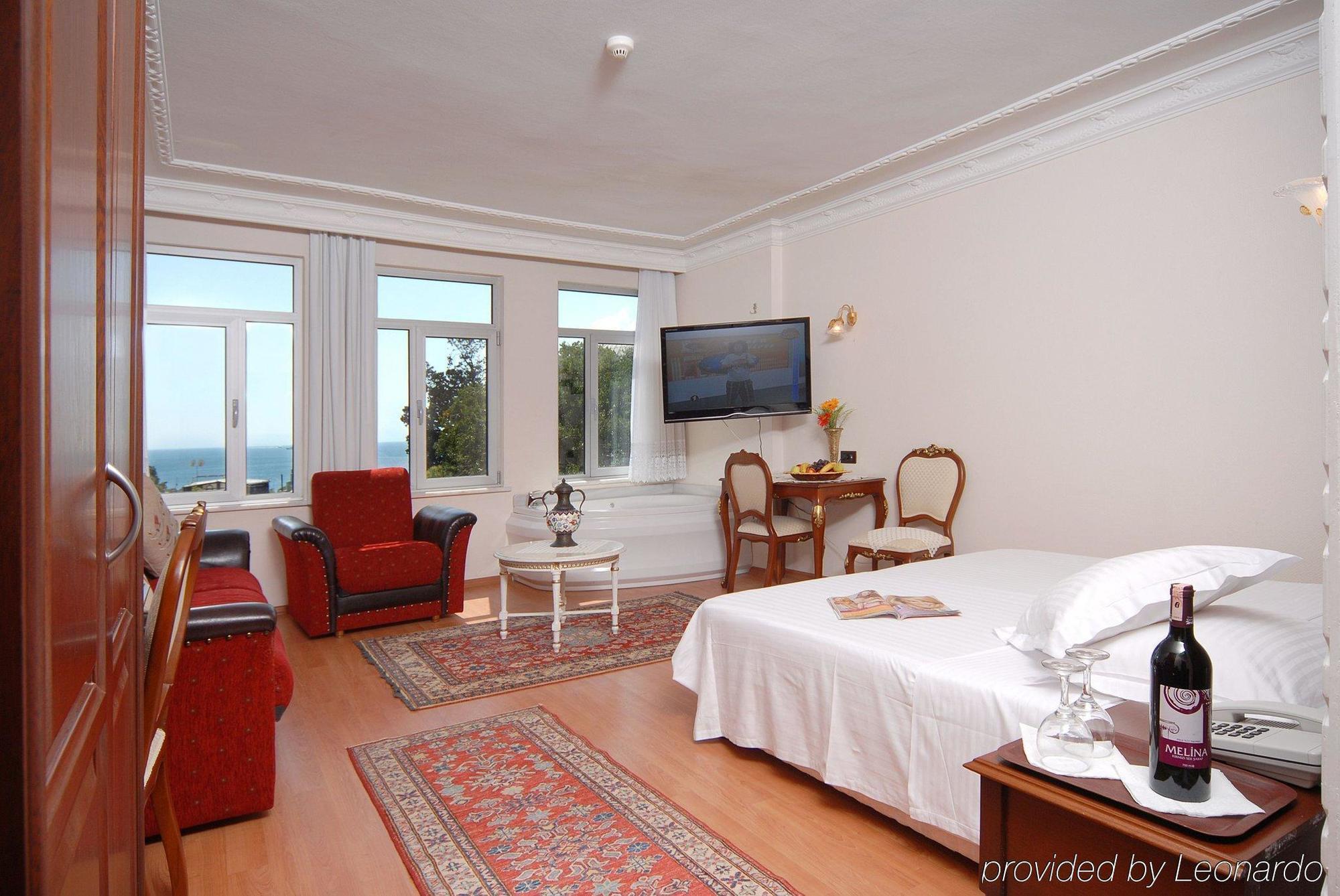 Hotel Ada 3*