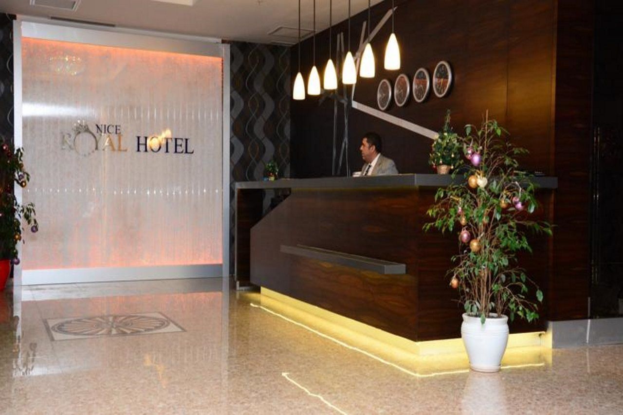 Royal 3*