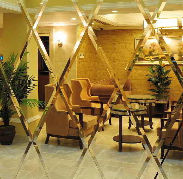 Otel Emporium 4*
