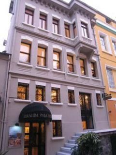 Ibrahim Pasha Hotel 4*