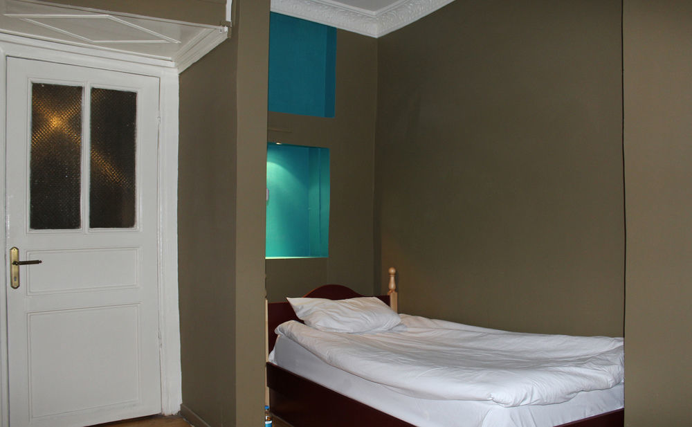 Mansion By Cheers Hotel