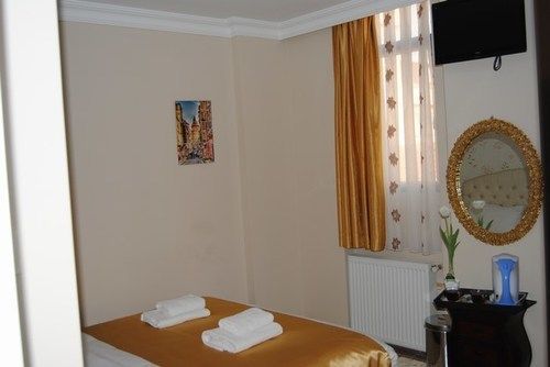 Hotel Lotus 3*