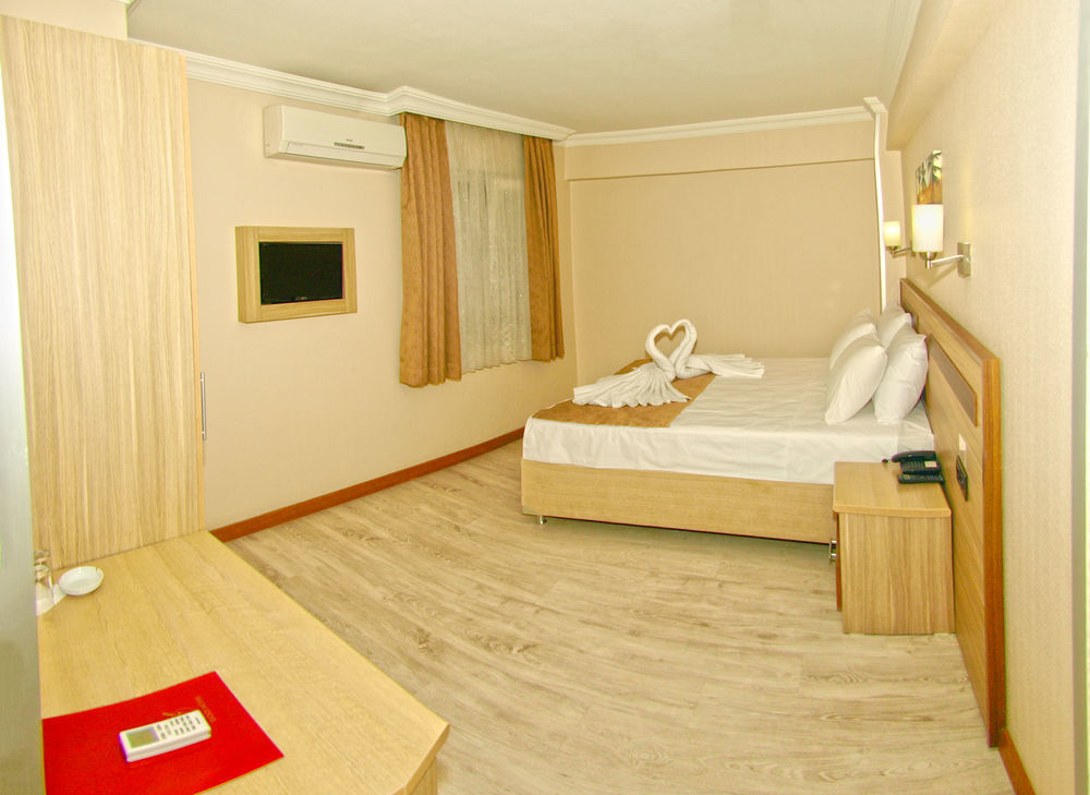 Hotel Gold 3*