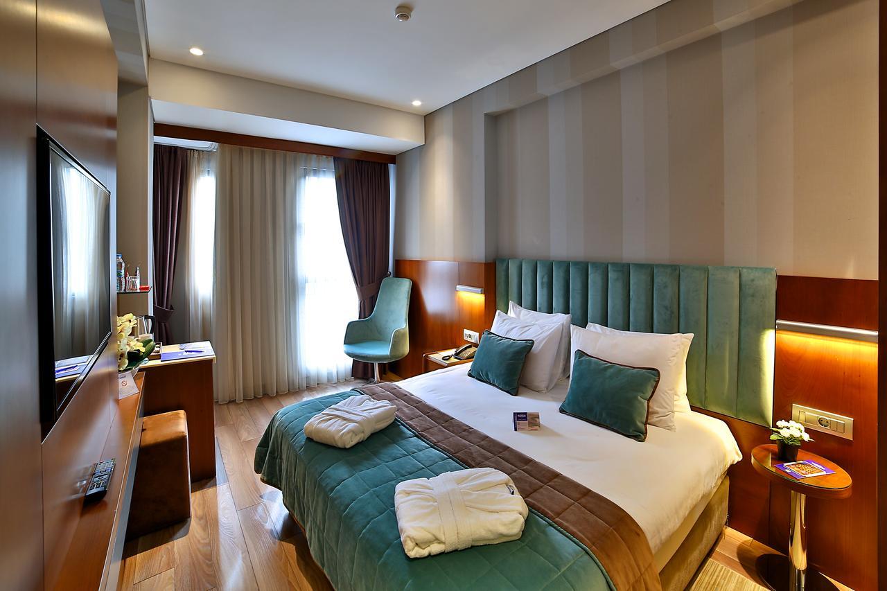 The Tango Hotel 3*