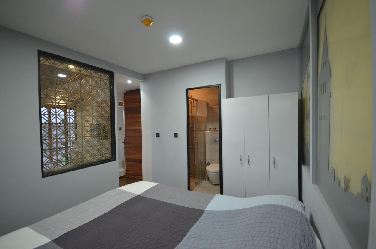 Uenver Galata Istanbul
