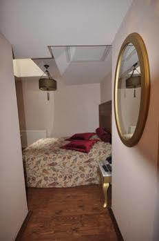 Hotel Merial Sultanahmet 3*