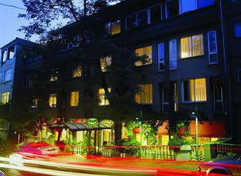La Maison Hotel 3*