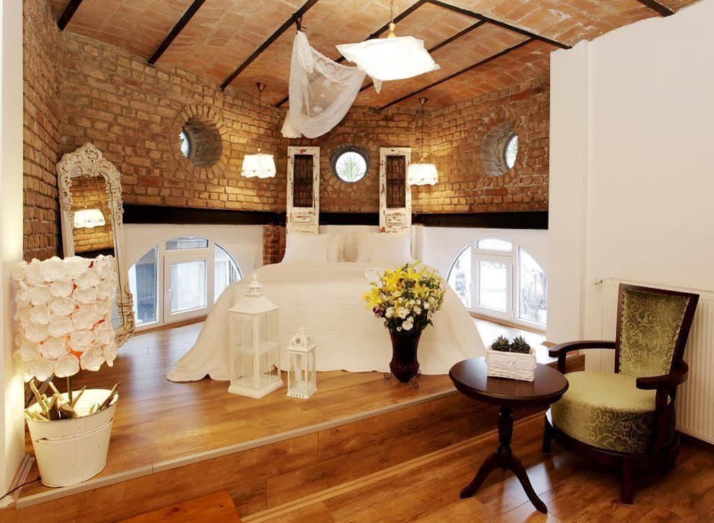 The White Swan Beyoglu Aparthotel *