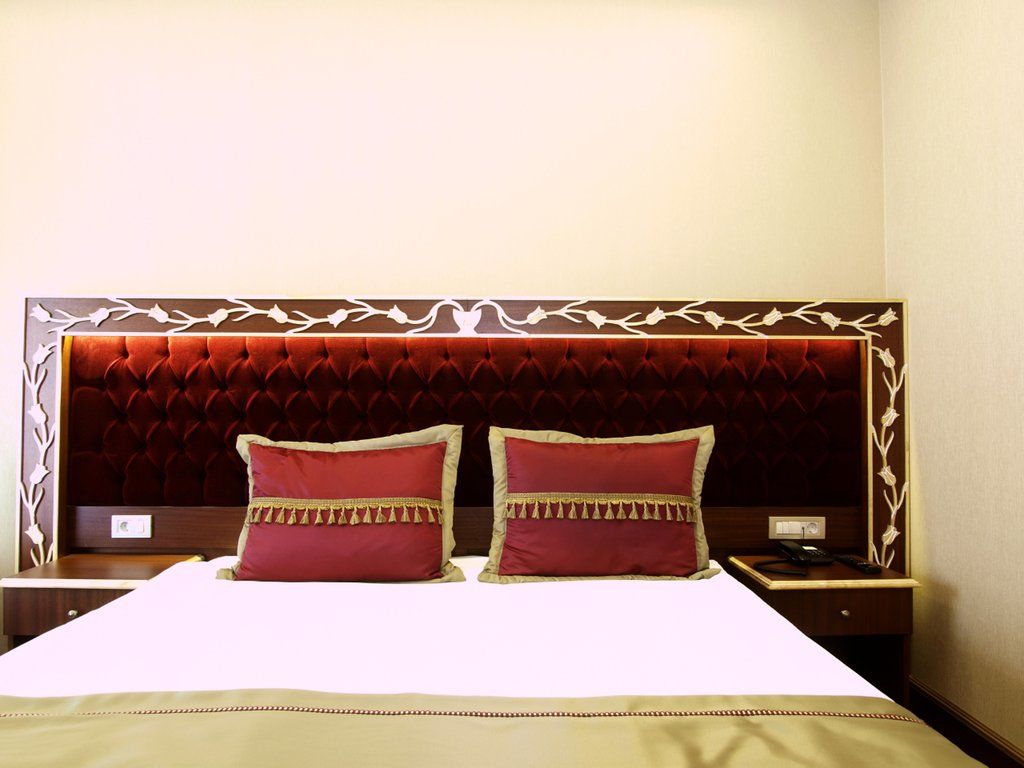 Hotel Mb Deluxe