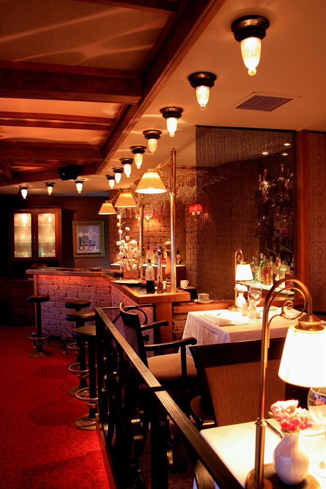 Hotel La Maison 3*