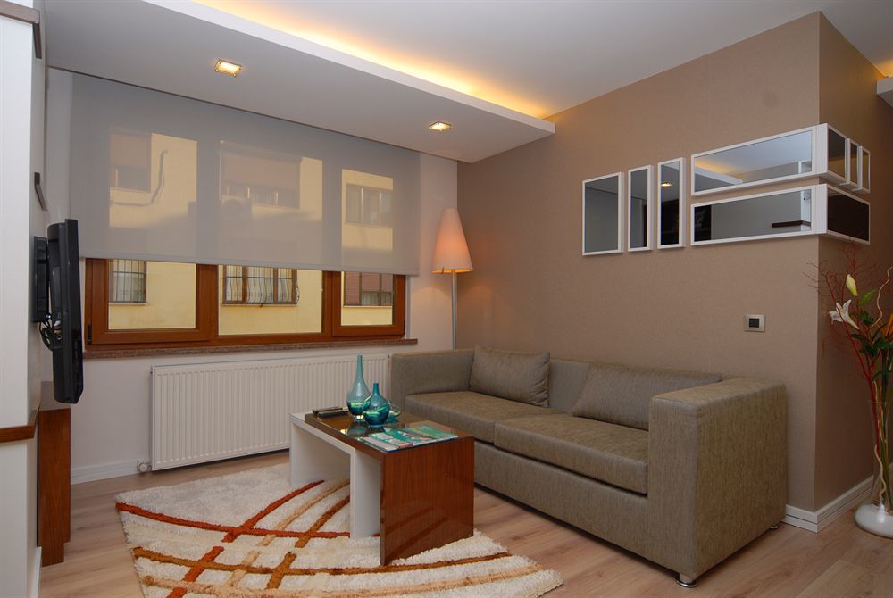 Aura 2* Istanbul