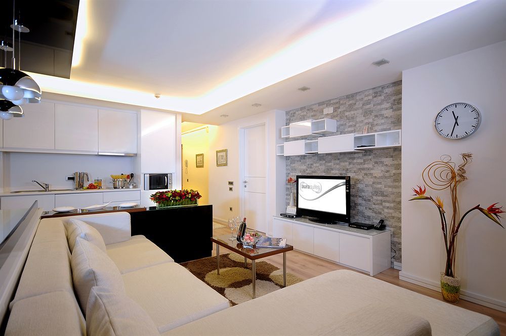 Aparthotel Aura 2*