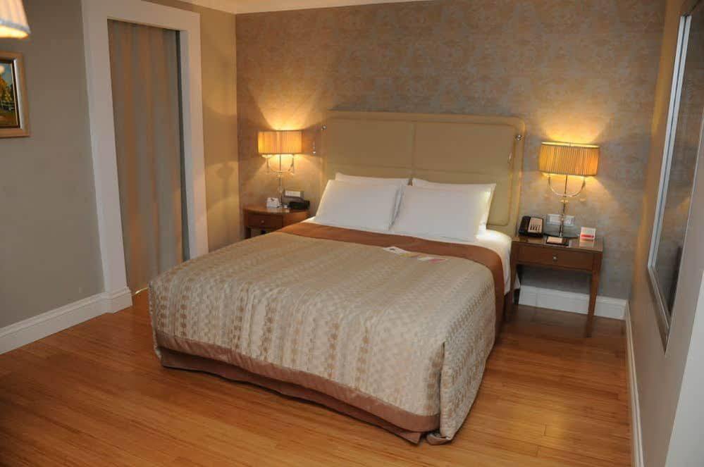 Hotel Aspera Altunizade 4*
