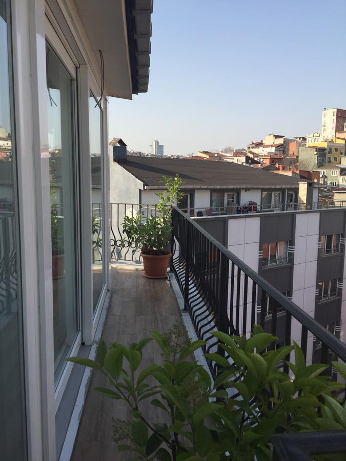 The White Swan Beyoglu *