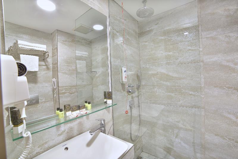 Hotel The Tango 3*