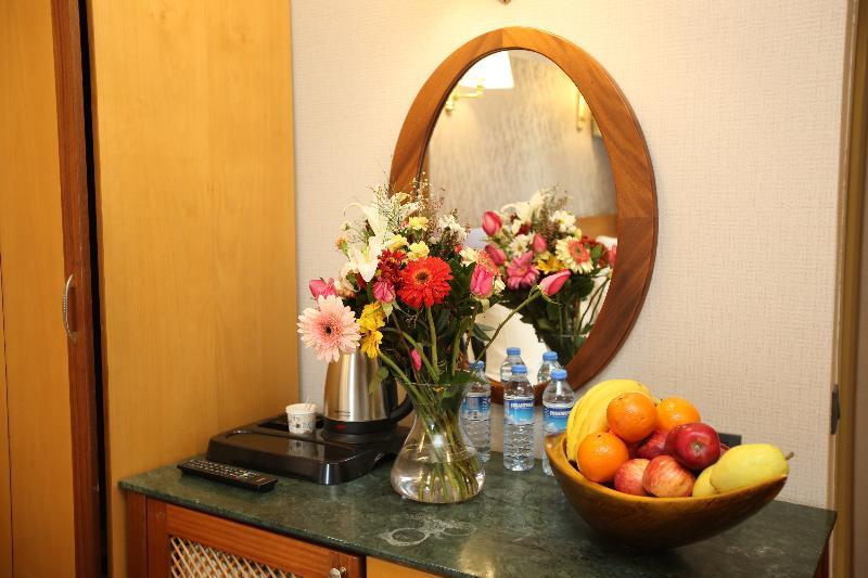 Peak Star Hotel 3*