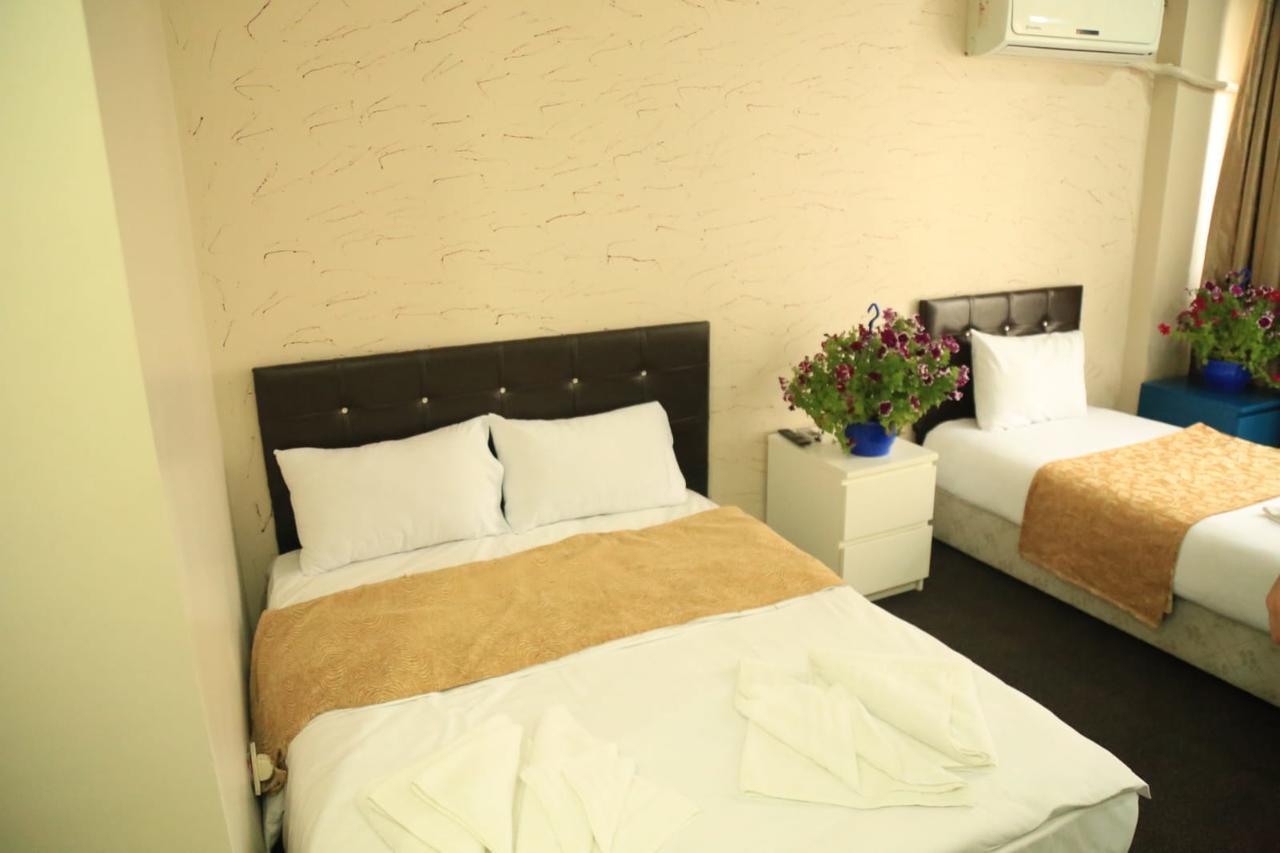 Aparthotel Family *