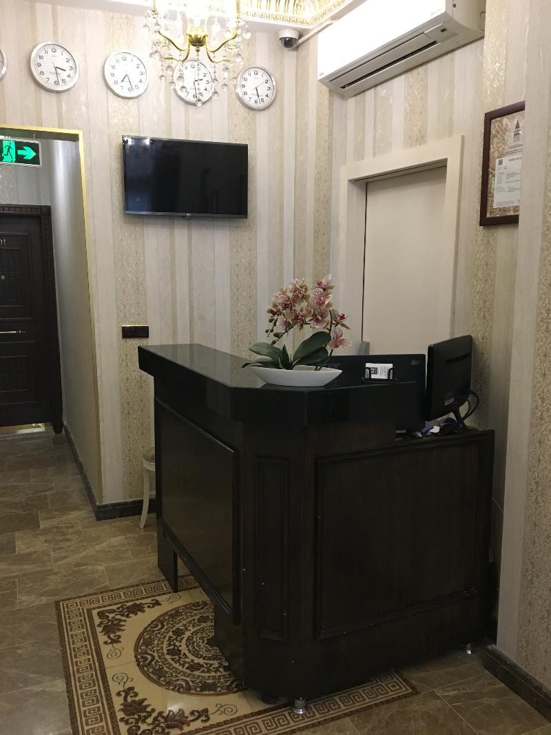 Iq Aparthotel