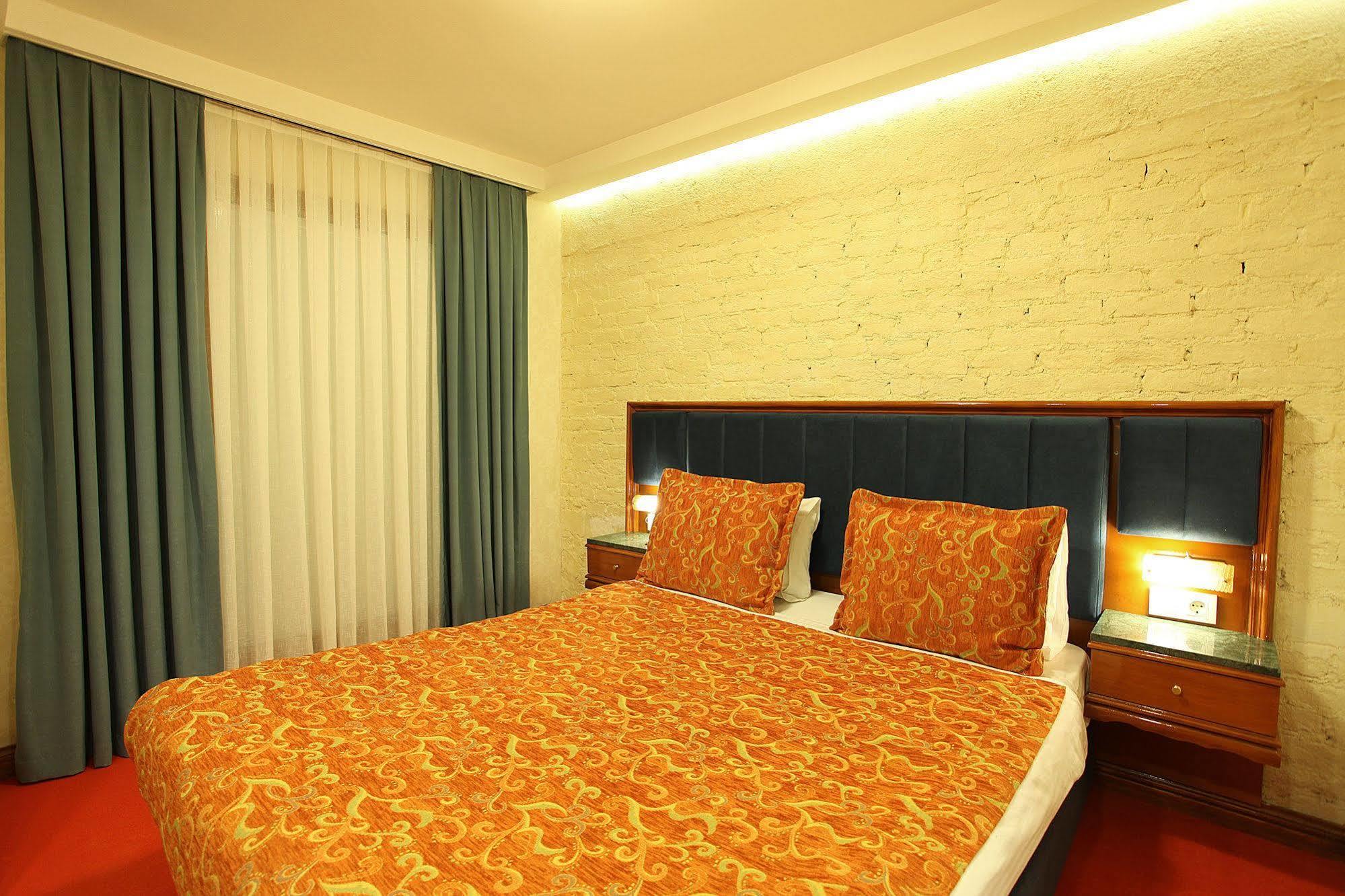 Moss Aparthotel