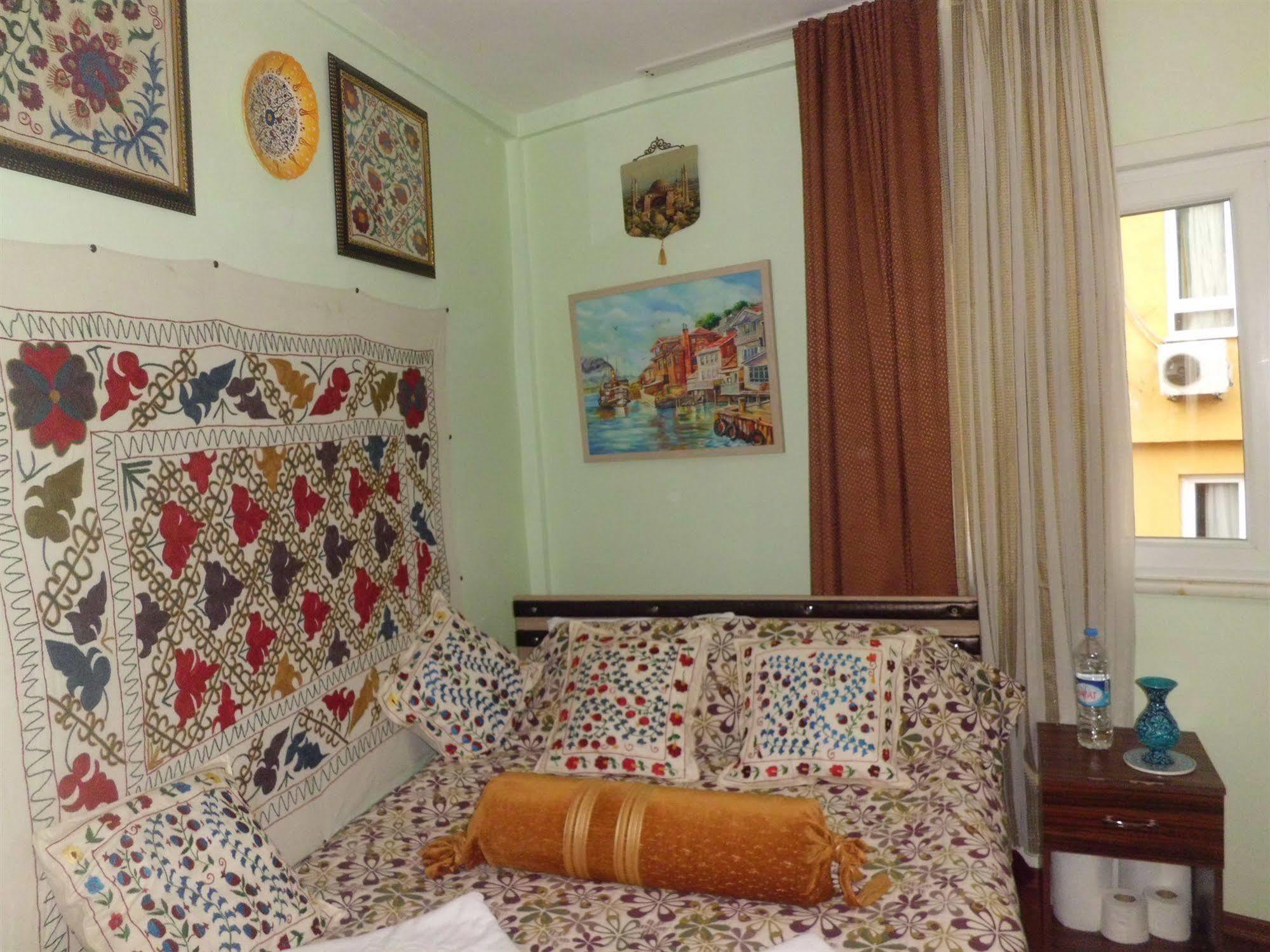 Guest house Chora