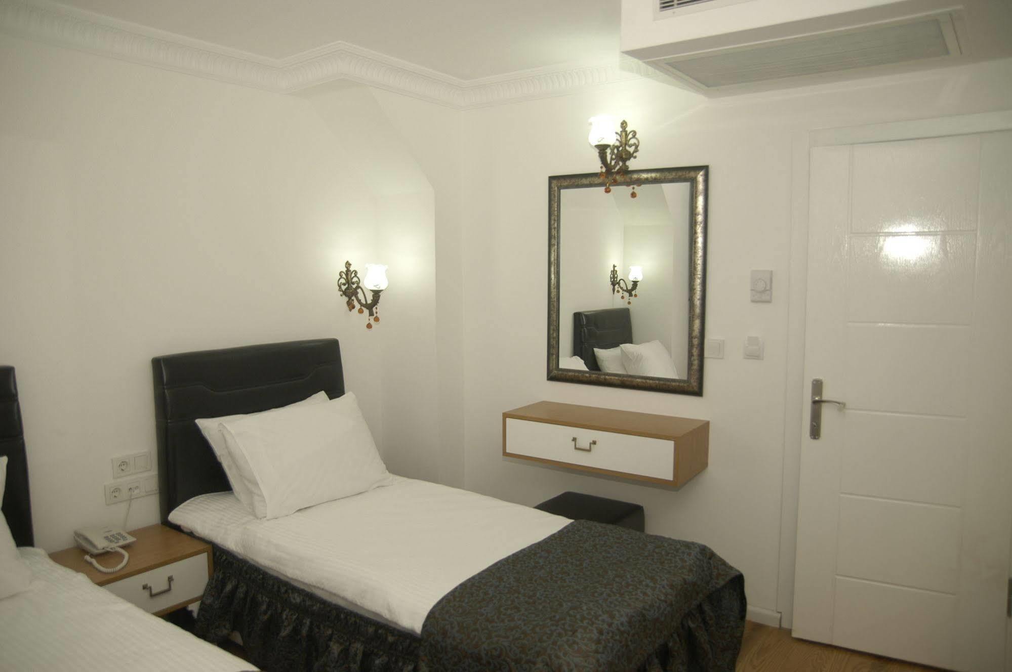 Jakaranda 3* Istanbul