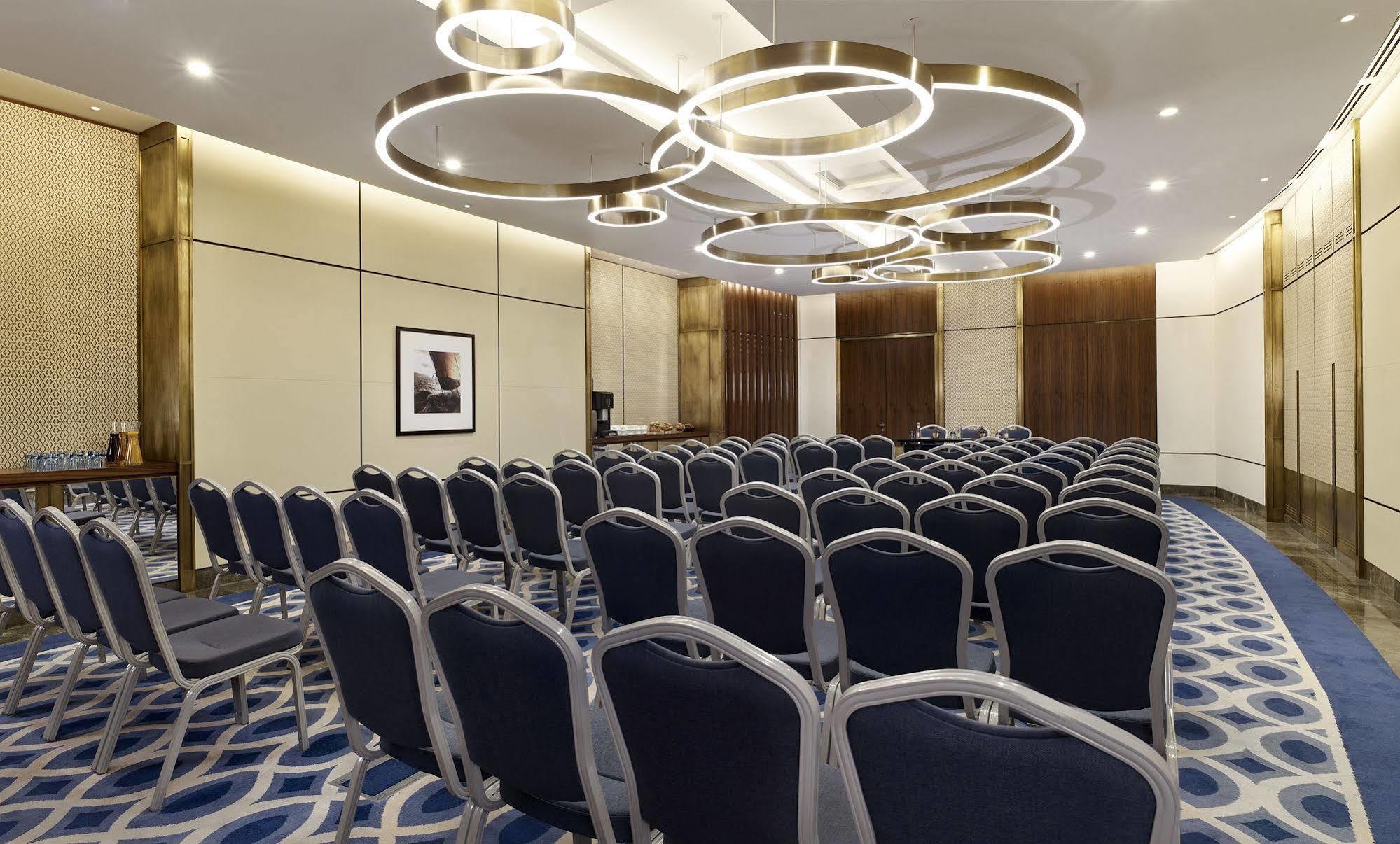 Hyatt Regency Atakoy 5*