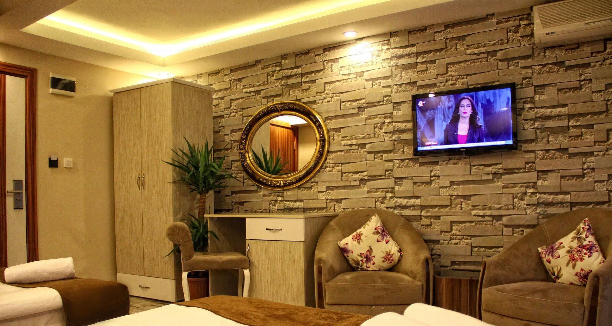 Otel Life 3*