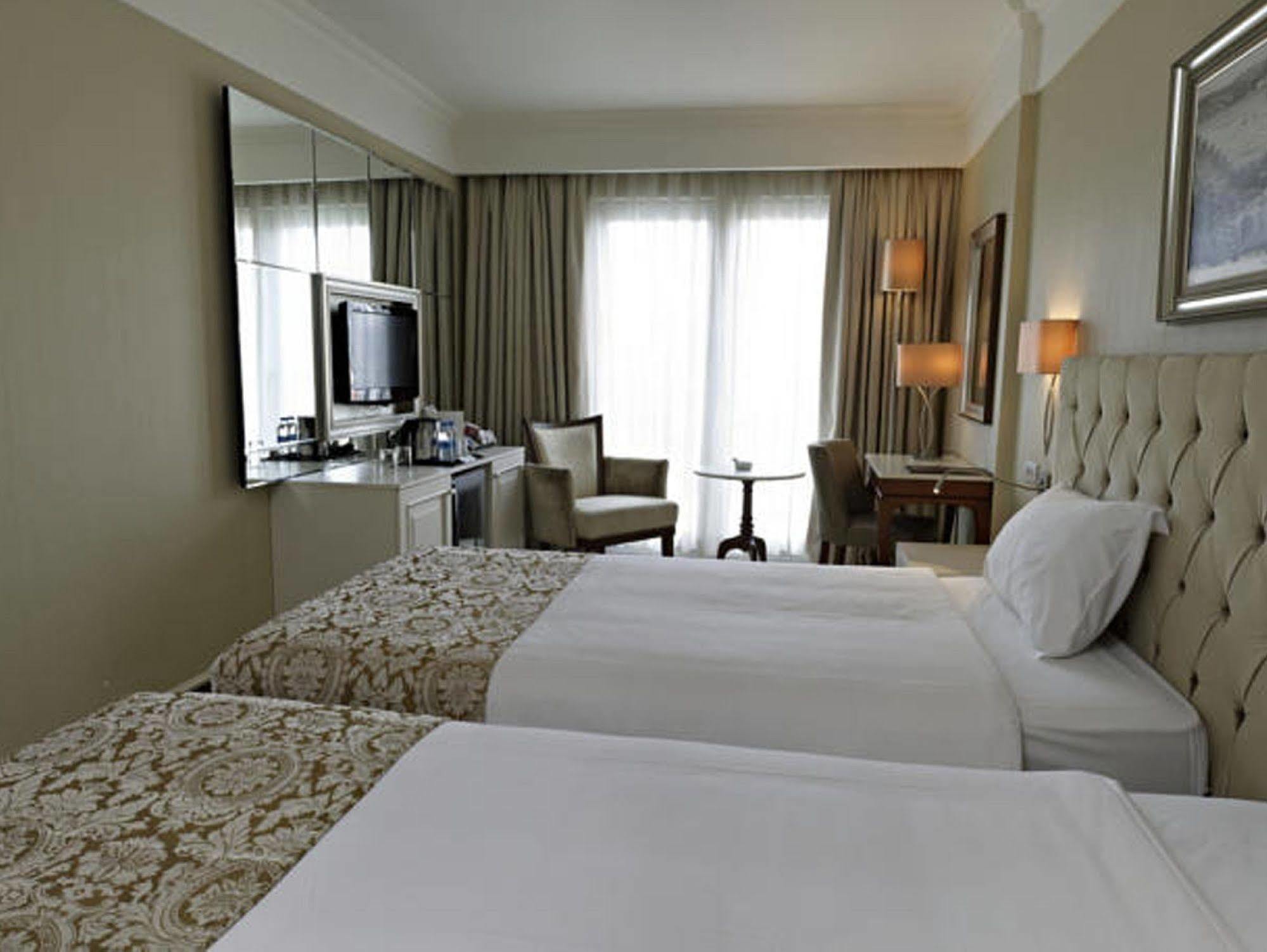 Cvk Taksim Hotel 4*