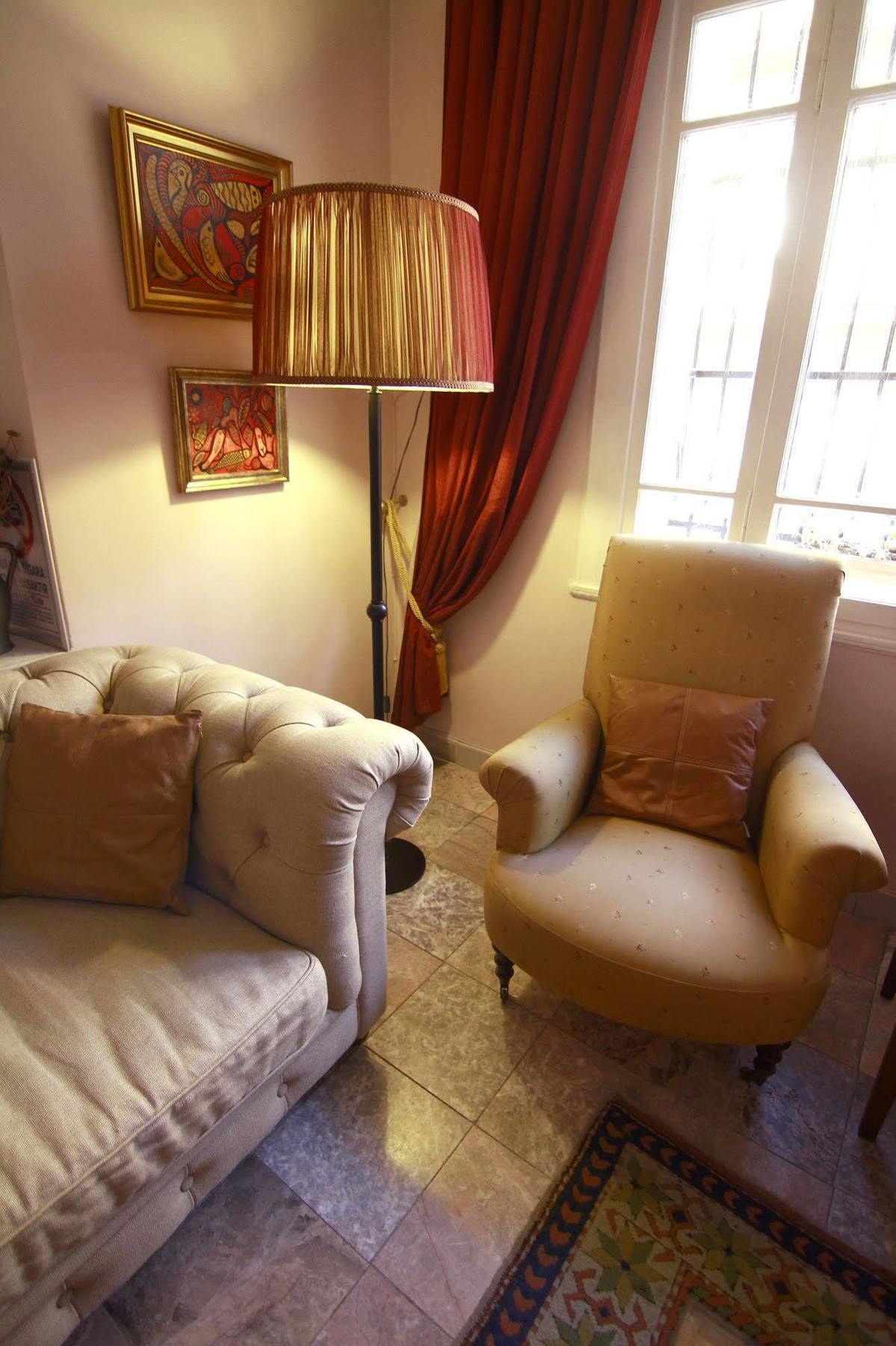 Uyan-special Category Hotel