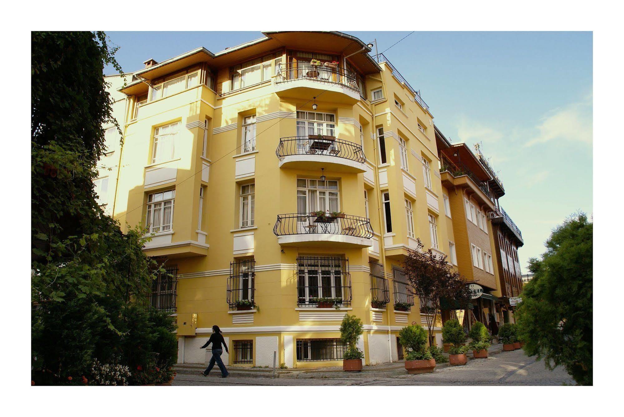 Uyan-special Category Hotel
