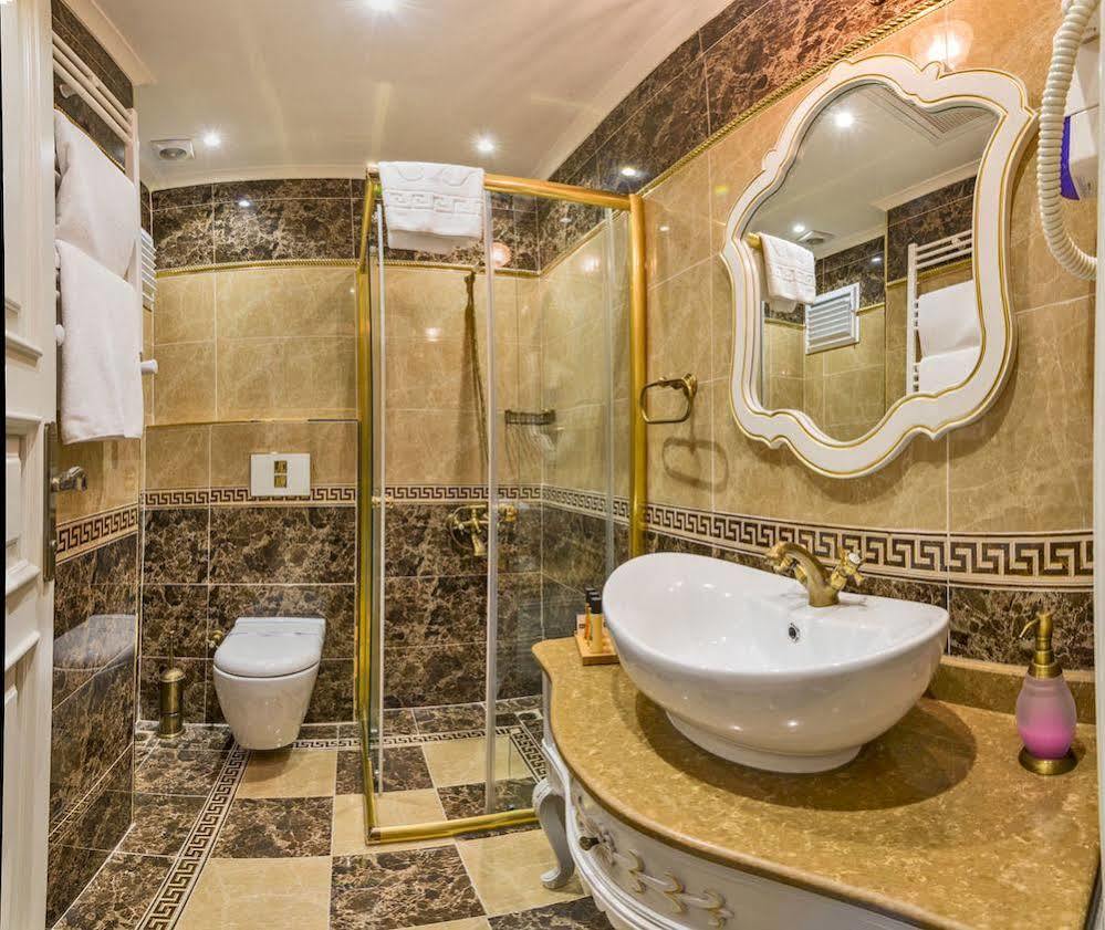 Iq Aparthotel 3*