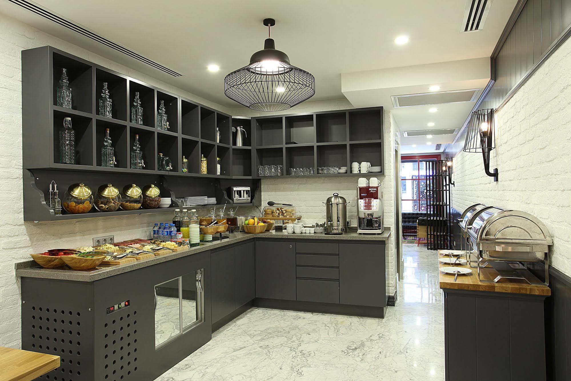 Otel Q Pera (adults Only) 3*