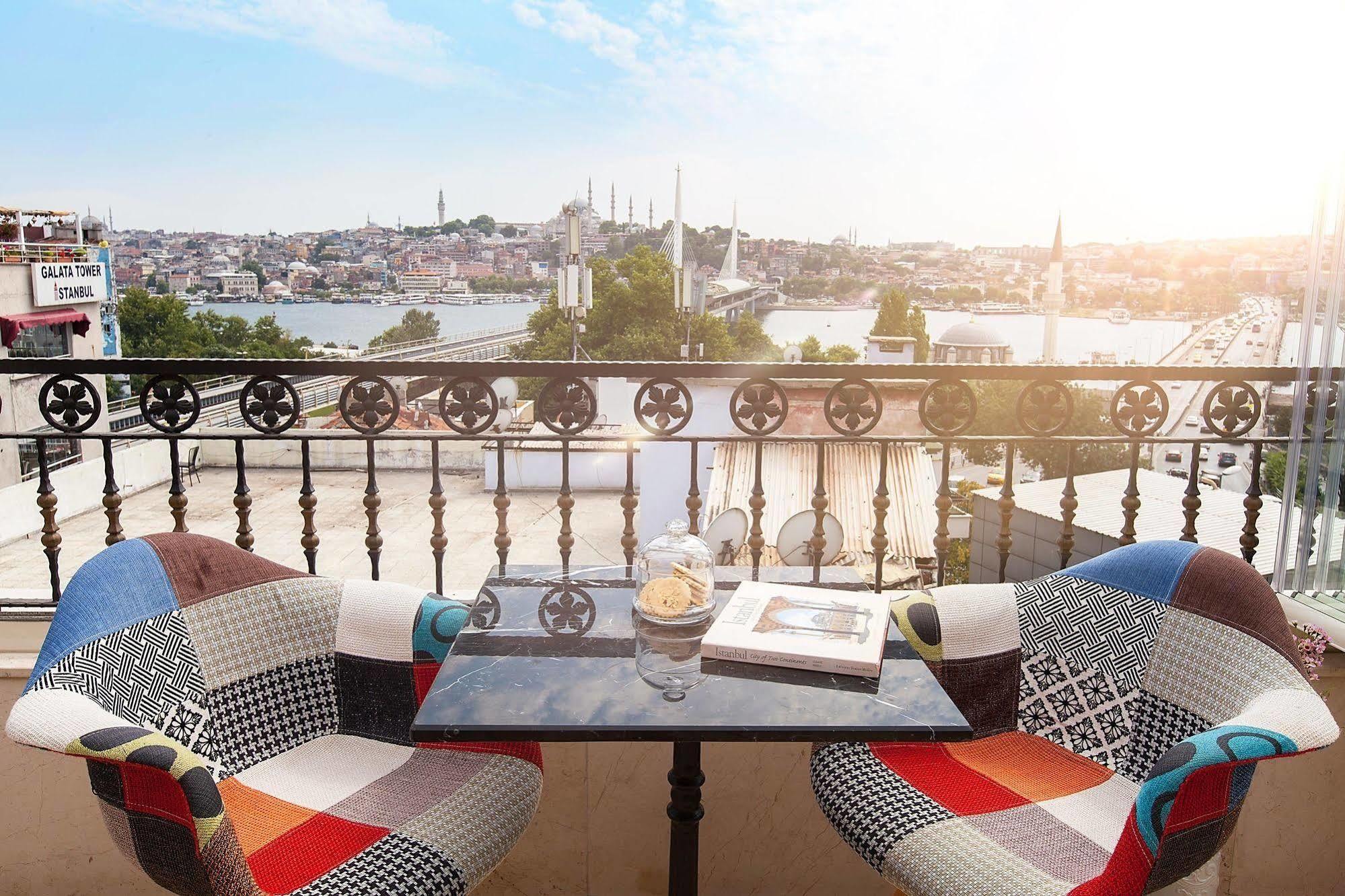 Perla Galata 3*