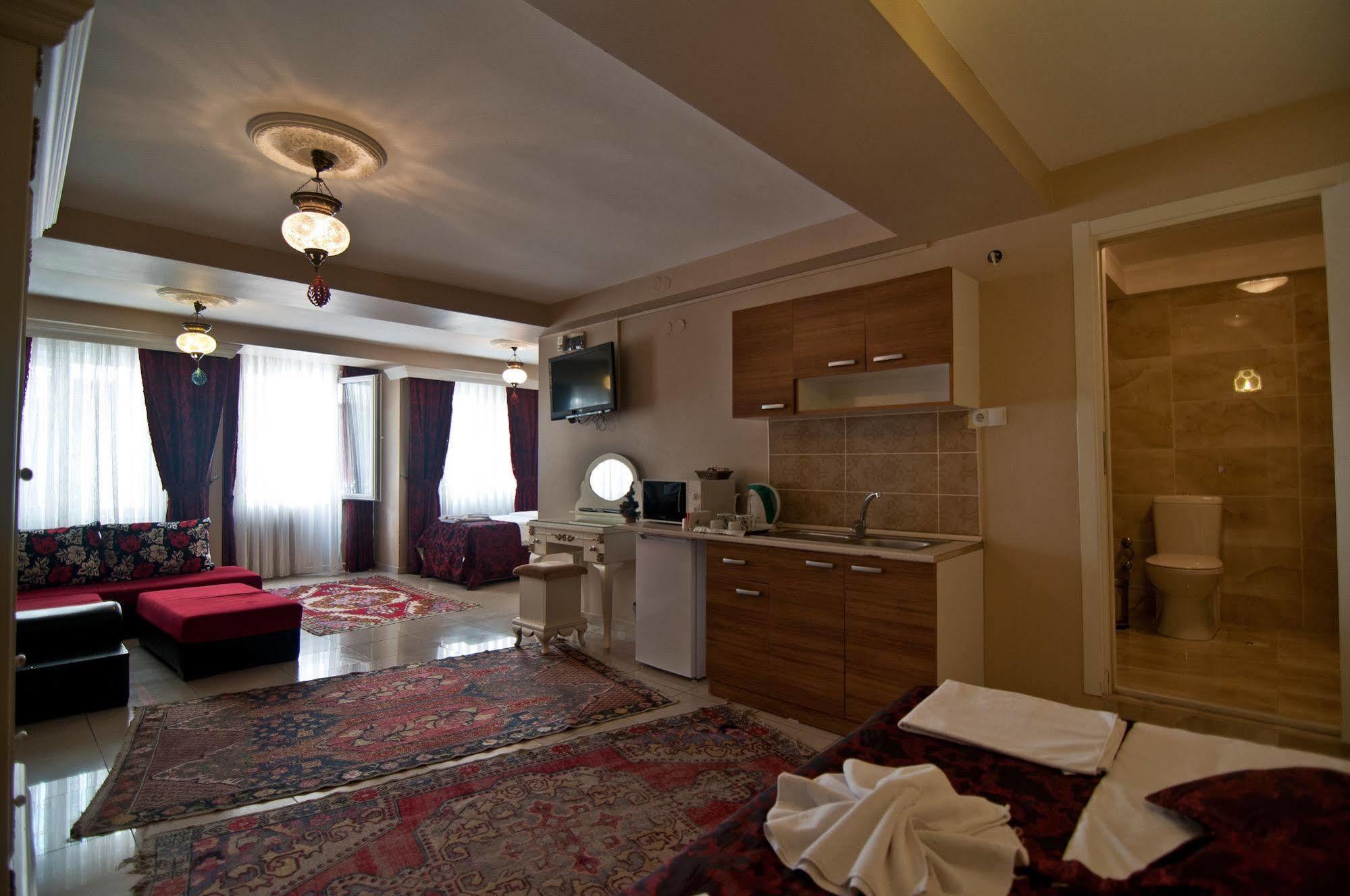 Aparthotel Safran