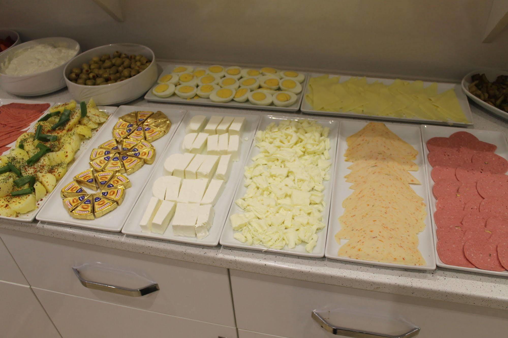 Reyyan Hotel 3*