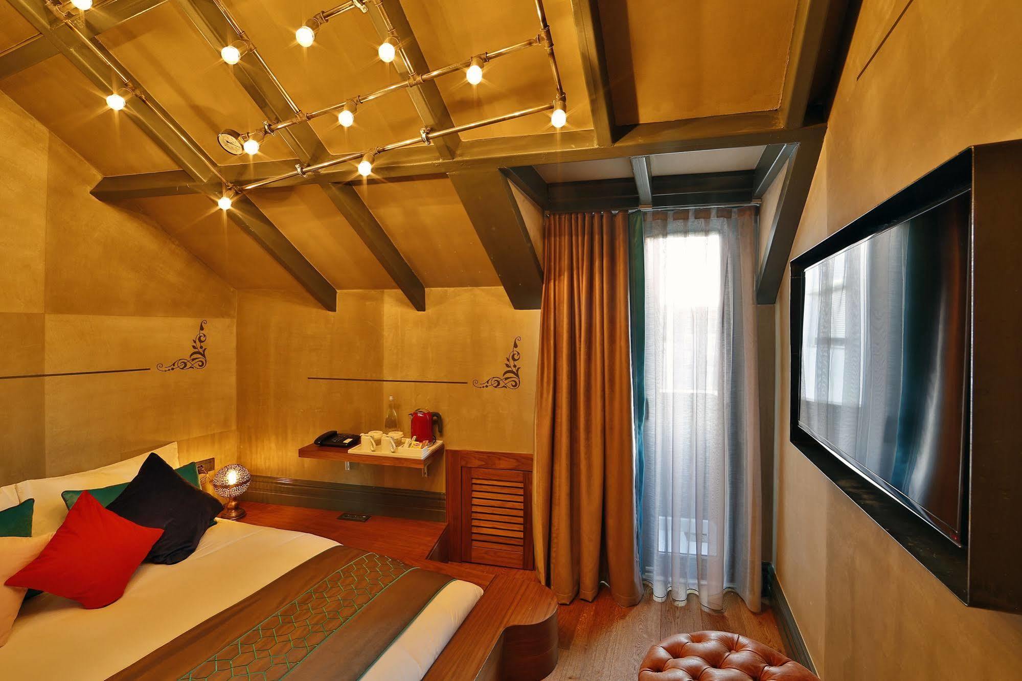 Sanat Boutique Hotel Pera 3*