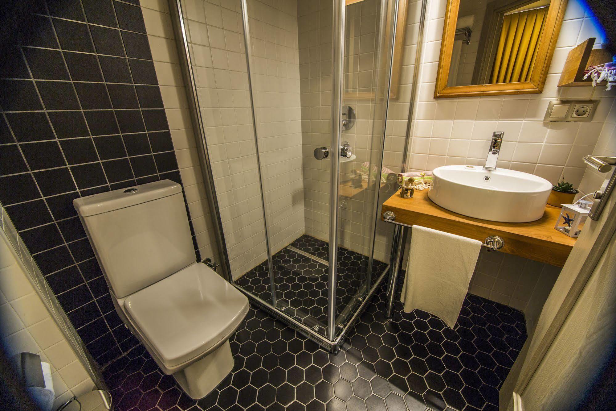 Kuzen (adults Only) Hotel