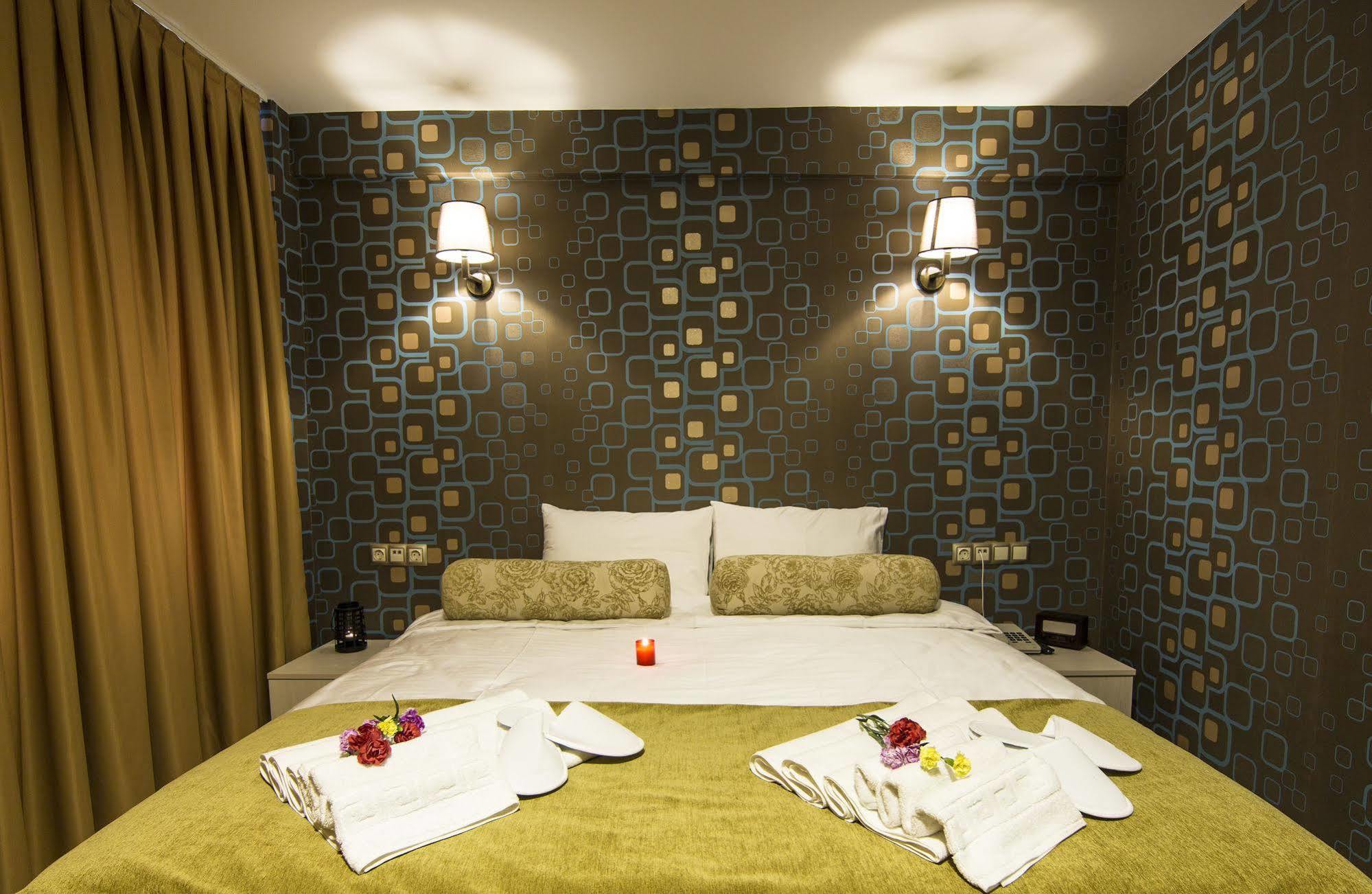 Kuzen (adults Only) 3*