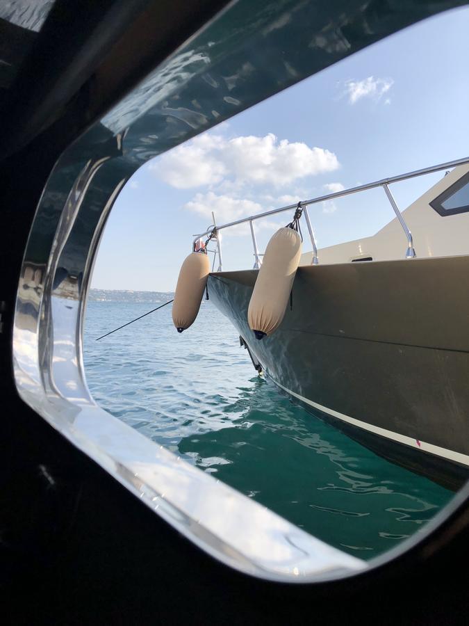 Bosphorus Hermes Botel *