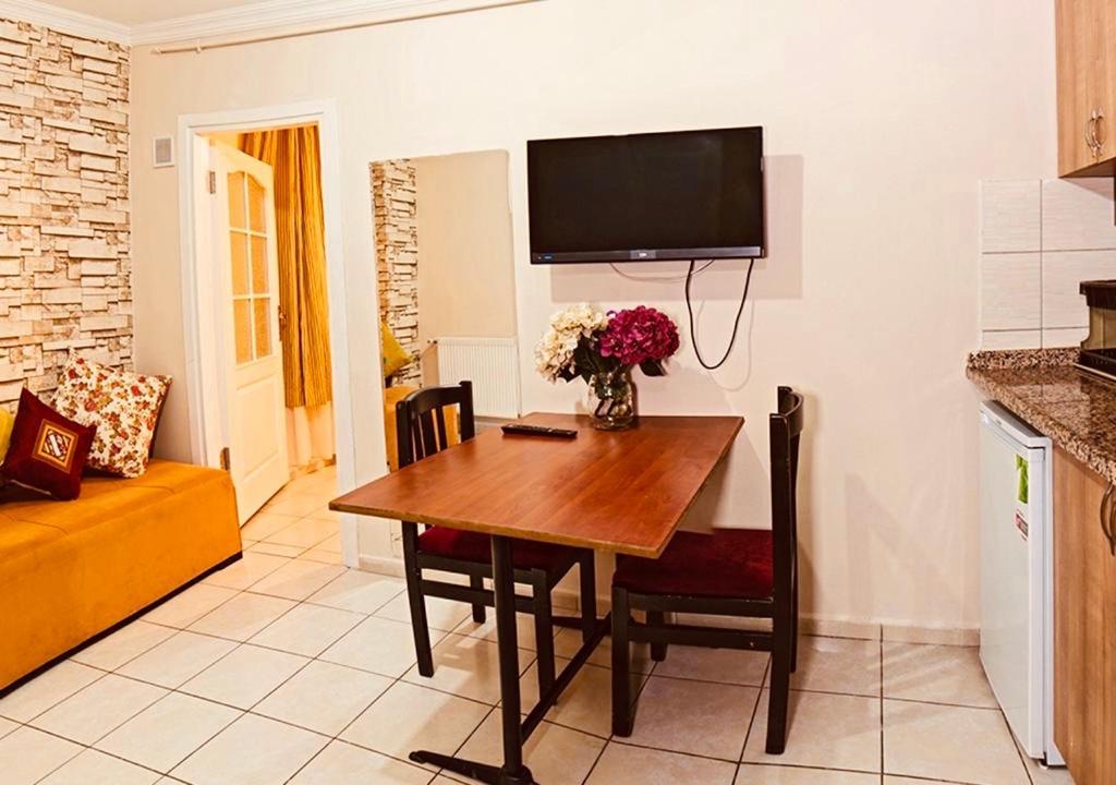 White Palace Apart Hotel Old City 2*