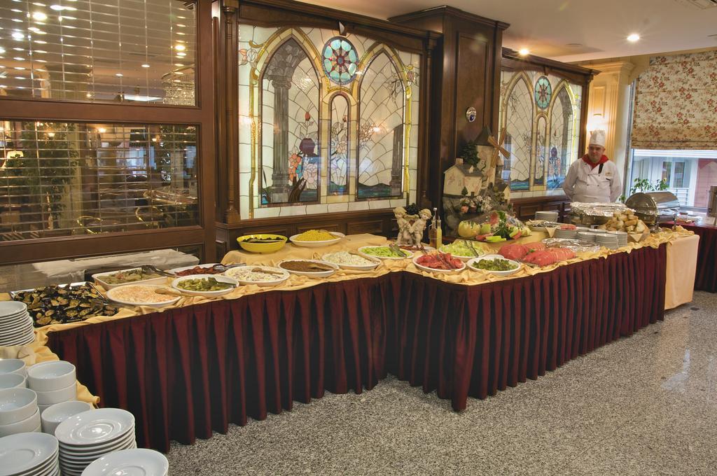 Hotel Grand Medya 4*