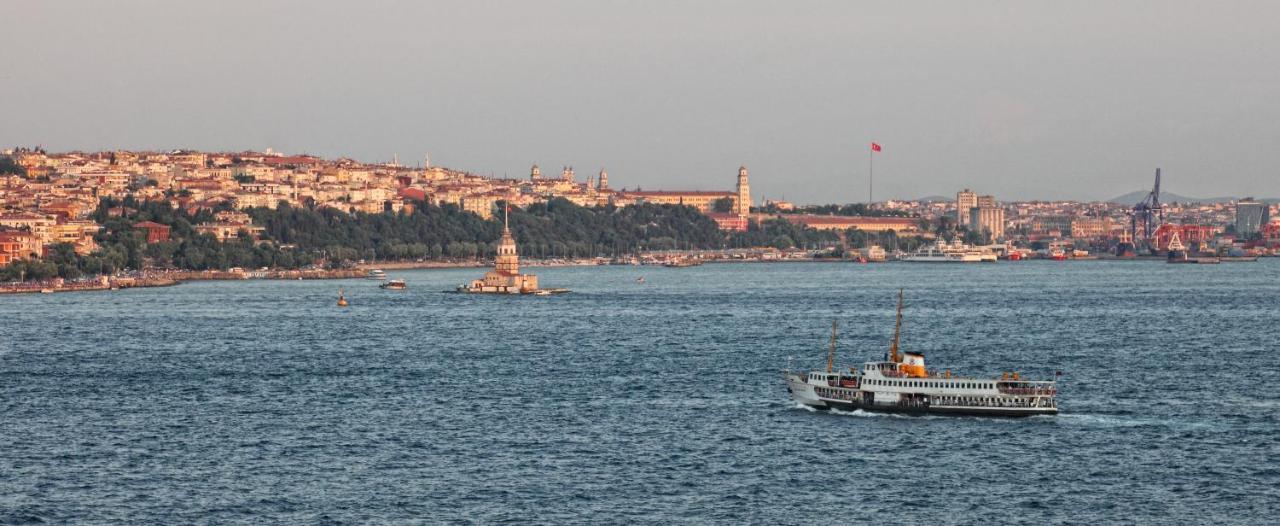 Deris Bosphorus Istanbul