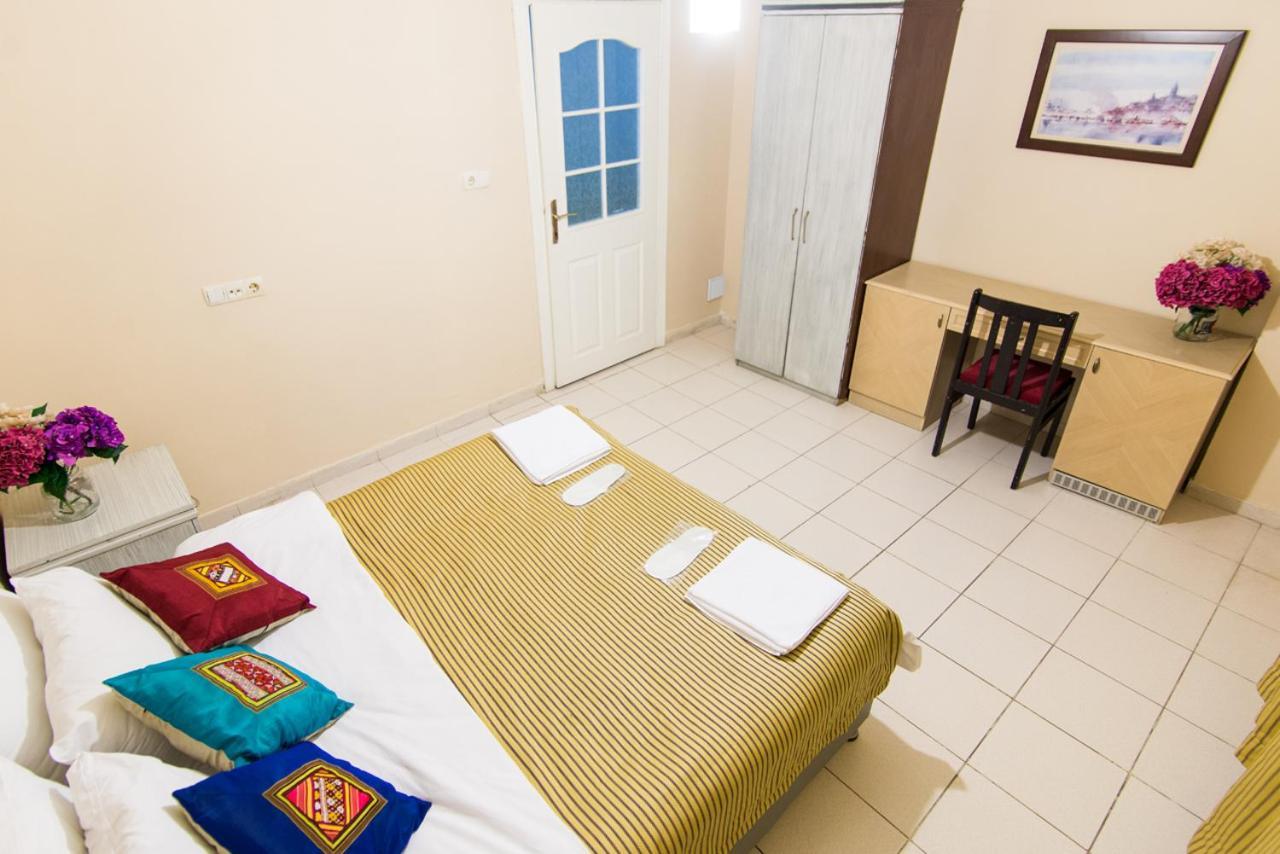 White Palace Apart Hotel Old City 2*