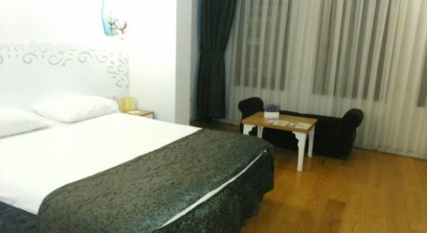 Jakaranda Hotel Istanbul