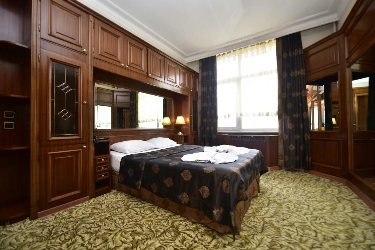 Topkapi Hotel